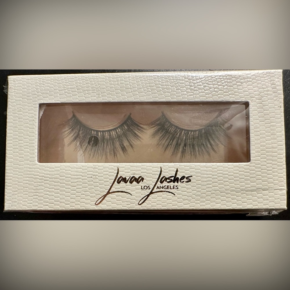 New Lavaa Lashes